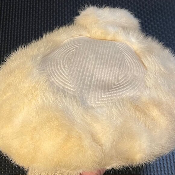 Vintage 1960s Amrose Cream Mink Fur Hat – Quilted Crown w Sculpted Cross-knot main image 5